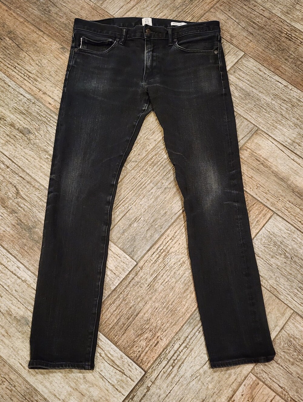 Hiroshi Kato Men's Skinny Black Jeans with Subtle Fading W34 L29